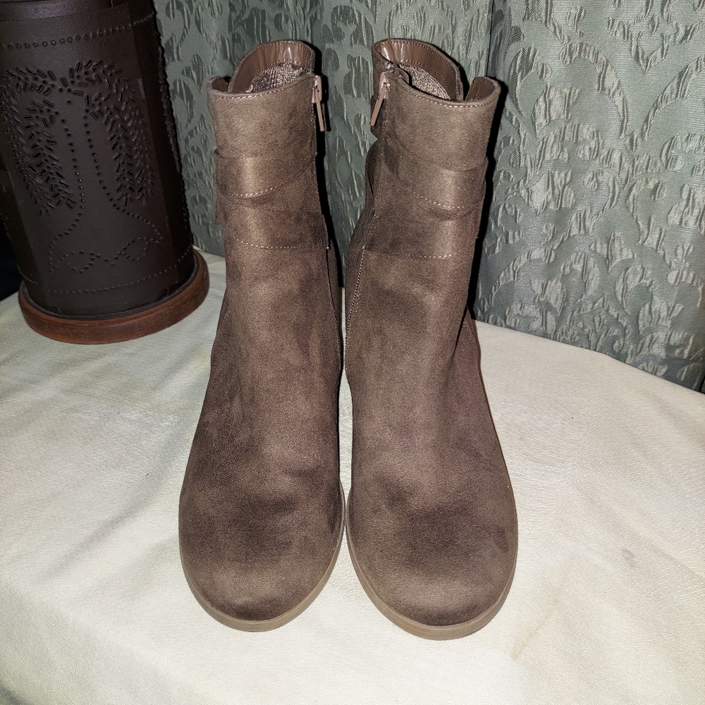 American Eagle Boot, size 10